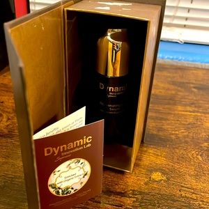 Dynamic rejuvenating facial serum